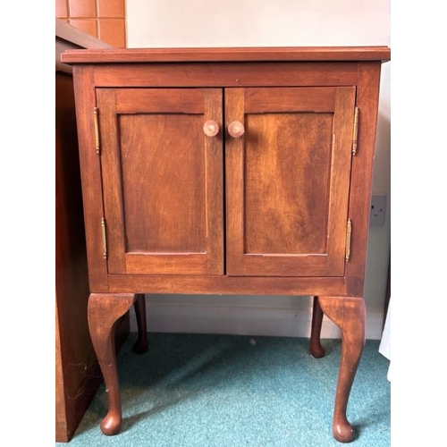 151 - Mahogany side cabinet with double doors and interior shelf, 53 x 74 x 38cm (collection from private ... 