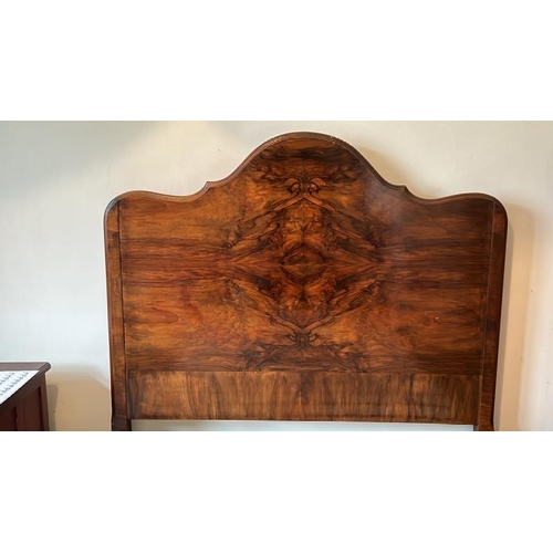 152 - Walnut bedframe, with scalloped head rest carved finials and wooden slats, total Lenth 203cm, width ... 