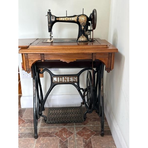 161 - Jones sewing machine number 33225 with flip top table 75cm high (collection from private residence i... 