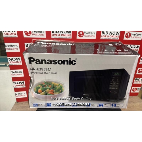 4750 - PANASONIC SOLO BLACK MICROWAVE / DAMAGED PLUG / NO POWER / SIGNS OF USE / D18