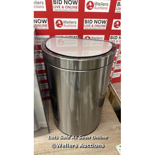 4761 - EKO STAINLESS STEEL SEMI-ROUND MOTION SENSOR BIN - 47L / SIGNS OF USE / P8