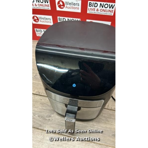 8164 - GOURMIA 6.7L DIGITIAL AIR FRYER / POWERS UP / SIGNS OF USE / C14