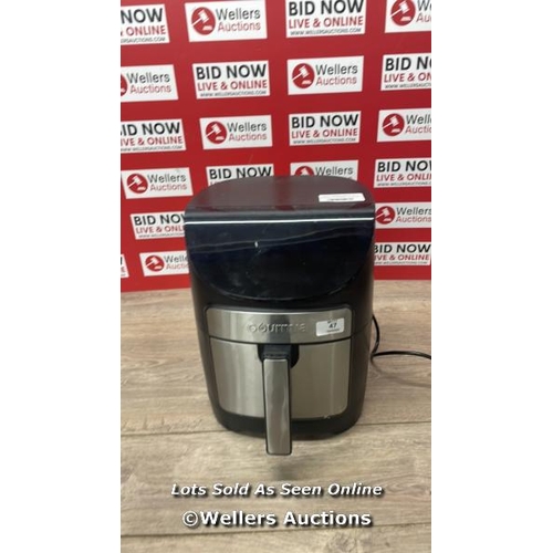 47 - GOURMIA 6.7L DIGITIAL AIR FRYER / POWERS UP / SIGNS OF USE / C28