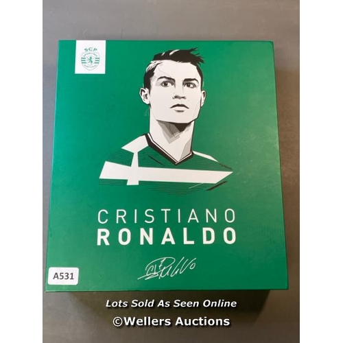 9529 - X1 CRISTIANO RONALDO SPORTING  MEMORY BOX