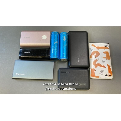 9540 - X8 POWER BANKS INCL. ANKER AND BELKIN