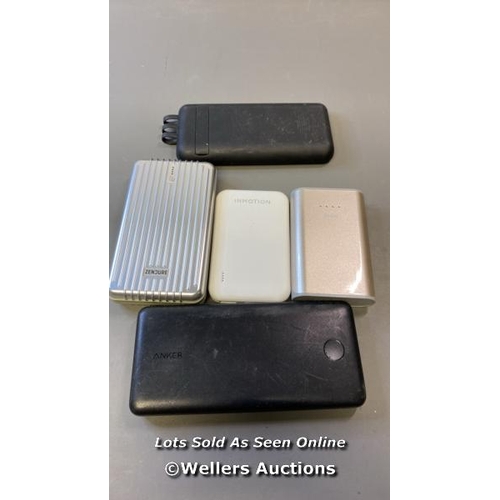 9576 - X5 POWER BANKS INCL. INMOTION AND ZAGG