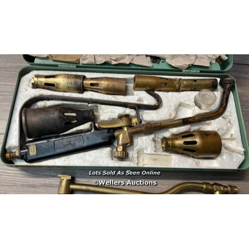 8048 - VINTAGE GAS TORCH ORIGINAL SIEVERT MADE IN SWEDEN COMES BOXED WITH ACCESSORIES. / h39