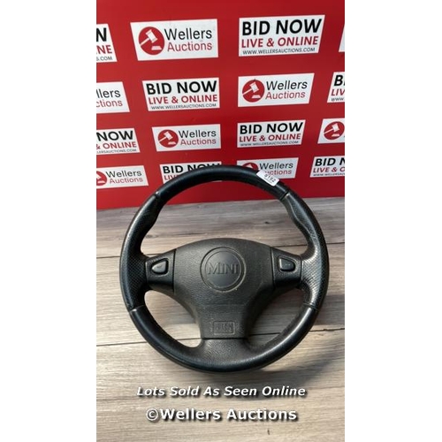 8050 - ROVER MINI MPI STEERING WHEEL COME OFF 98 MINI IN USED CONDITION / H39