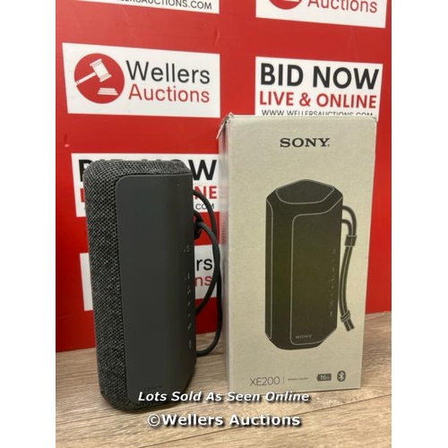 8107 - SONY XE200 WIRELESS BLUETOOTH SPEAKER / POWERS UP & CONNECTS VIA BLUETOOTH WITH SOUND / MINIMAL SIGN... 