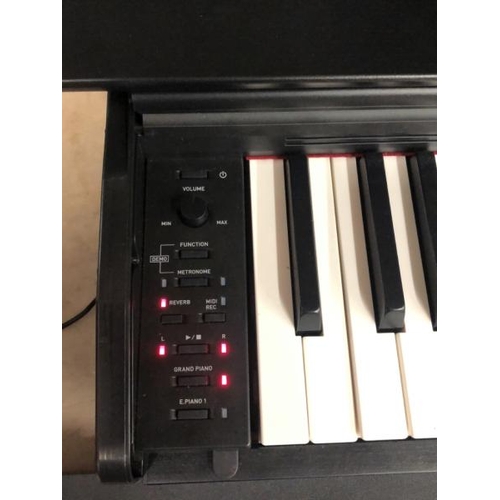 8131 - CASIO PX-765BKC5 PRIVIA PIANO (88 TRI SENSOR KEYS / 128 VOICE POLYPHONY / MULTI-DIMENSIONAL MORPHING... 