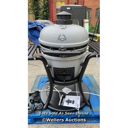 514 - PIT BOSS 24� KAMADO CHARCOAL BBQ GRILL WITH COVER / EX-DISPLAY / DAMAGED HINGE