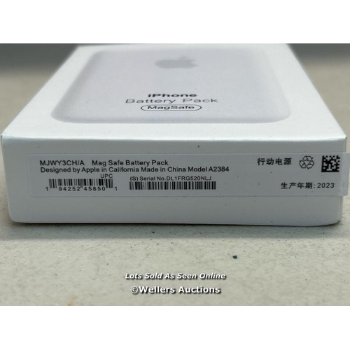 8018 - APPLE MAGSAFE POWER BANK BATTERY PACK / T24