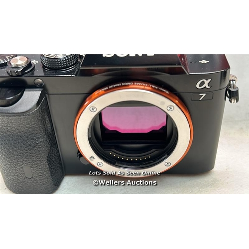 8025 - SONY ALPHA A7, BODY ONLY, BLACK, FULL FRAME, 3 BATTERIES  / T25