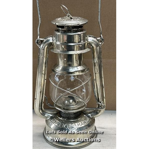 8185 - ANTIQUE VINTAGE GERMAN NIER FEUERHAND STORM LANTERN OIL LAMP ORIGINAL, LIGHT / T39