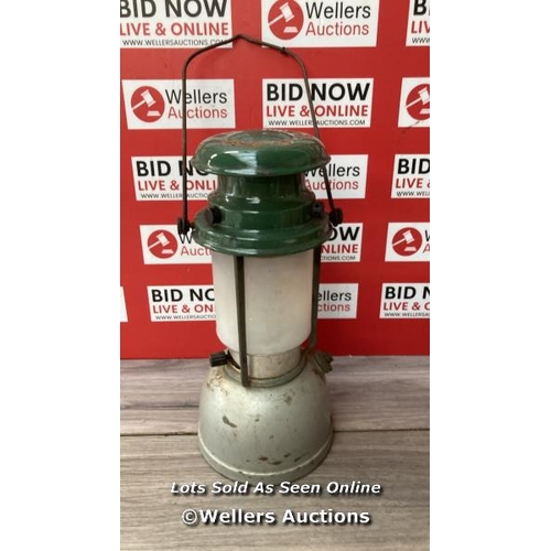 8191 - WILLIS BATES VAPALUX M1 PARAFFIN KEROSENE PRESSURE LAMP *NOT ORIGINAL GLASS* / T39