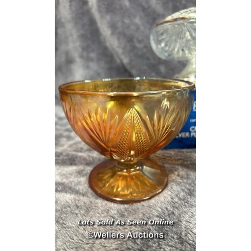 86 - Assorted items including boxed Boutique crystal dolphins, Clarendon crystal footed dish, H. Samuel r... 