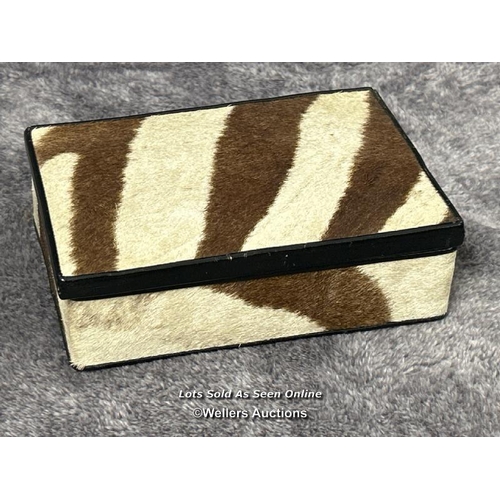 94 - Vintage Zebra skin box, wallet and Stratton compact with one other animal skin box (probably Antelop... 