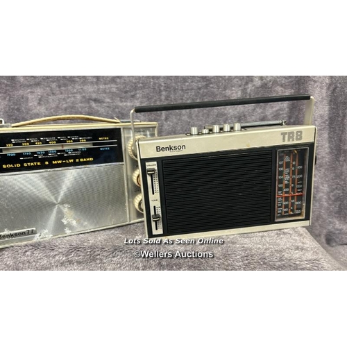 246 - Assorted unboxed vintage electricals including Benkson radios, Aero 6 transister, Dixons radio, Benk... 