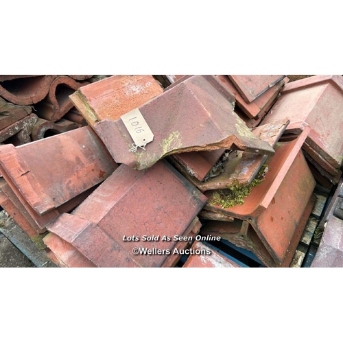 1016 - APPROX X30 ASSORTED ANGLED RED RIDGE TILES, MAINLY 35CM (W) X 33CM (L)