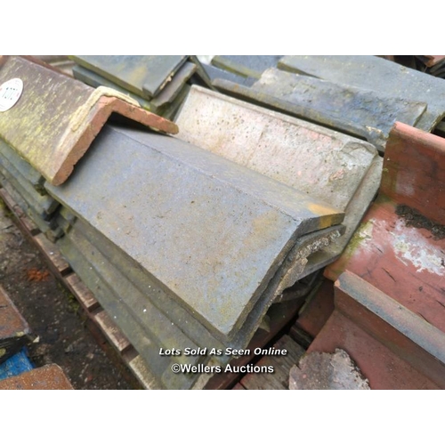 1073 - APPROX X30 BLUE ANGLED RIDGE ROOF TILES, LARGEST 50CM (L)