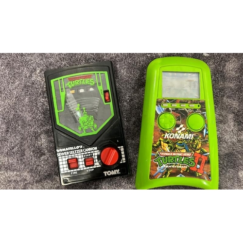 16 - Teenage Mutant Hero Turtles - boxed Ban Dai Intercom telephone toy, Turtles VI game for Super Ninten... 