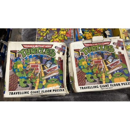 20 - A group of Teenage Mutant Hero Turtles puzzles, all unchecked / AN44