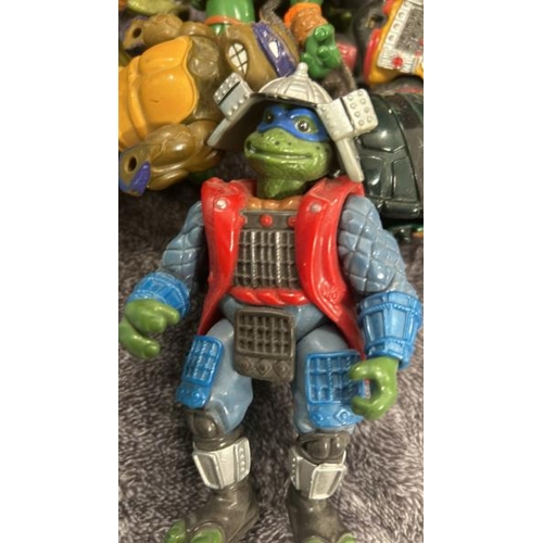 6 - Teenage Mutant Ninja Turtles - Assorted loose figures including some based on the movie versions and... 