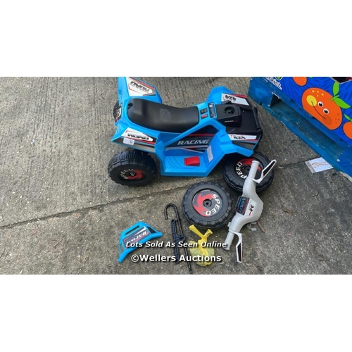 86 - ZOOMIE KIDS ELECTRIC RIDE-ON CAR 2 / COLOUR: BLUE / RRP: £41.99 / APPEARS TO BE NEW, OPEN BOX / SEE ... 