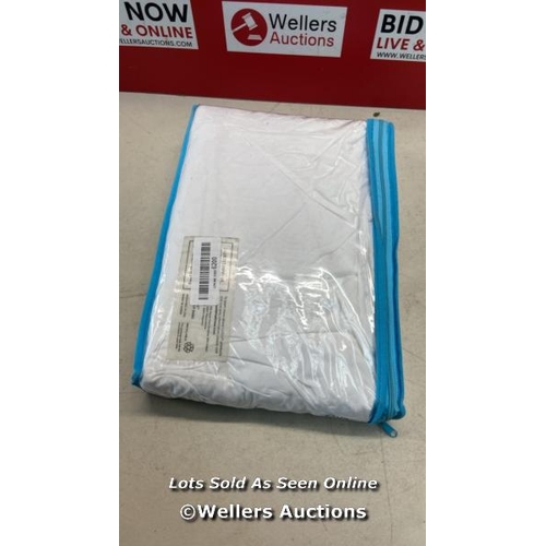 7104 - LUCID WATERPROOF MATTRESS PROTECTOR KING SIZE (150 X 200 CM) / APPEARS NEW / SEE IMAGES / E79