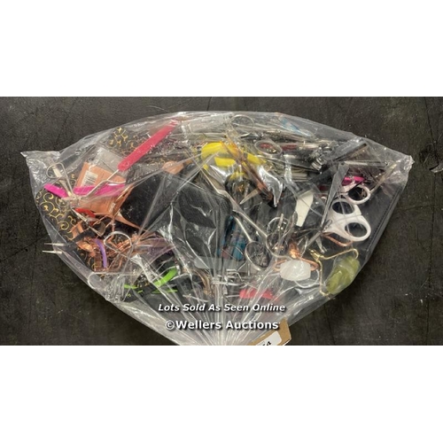 7474 - BAG OF PRE-OWNED EYEBROW TWEEZERS, SCISSORS, NAIL CLIPPERS AND EYELASH CURLERS