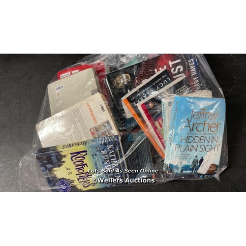 7486 - BAG OF PRE-OWNED BOOKS