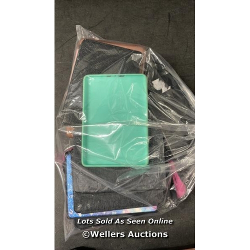 7489 - BAG OF PRE-OWNED TABLET CASES