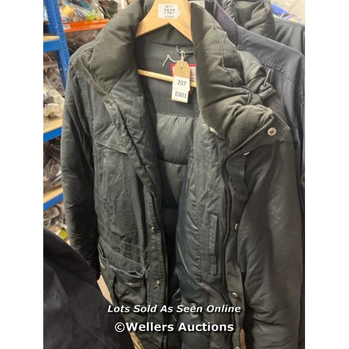 7527 - MOUNTAIN WAREHOUSE PRE-OWNED JACKET SIZE L