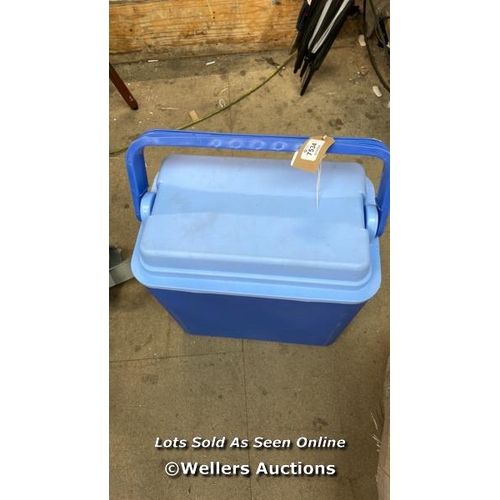 7534 - PRE-OWNED COOLER