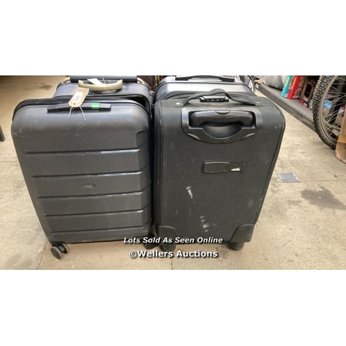 7565 - X2 PRE-OWNED CABIN CASE INCL. ROCK