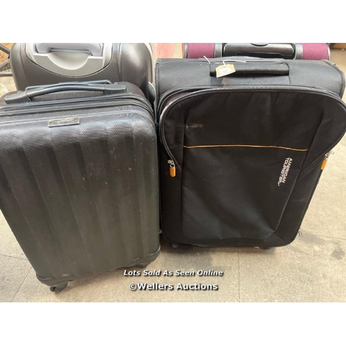 7593 - X2 PRE-OWNED CABIN CASE INCL. AMERICAN TOURISTER