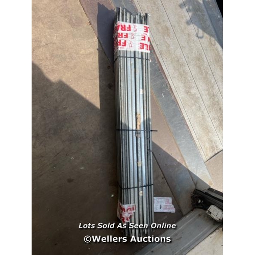 7715 - LOT OF X15 METAL FRAMES [0]