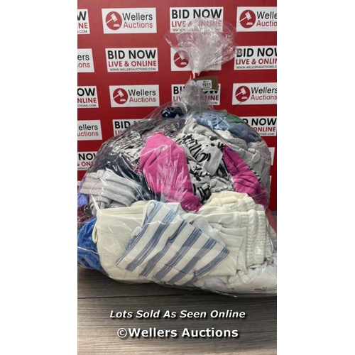 1611 - BAG OF PRE-OWNED PYJAMAS