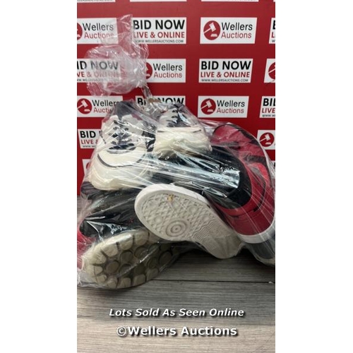 1643 - BAG OF PRE-OWNED TRAINERS INCL. NIKE, JORDANS AND JACK & JONES