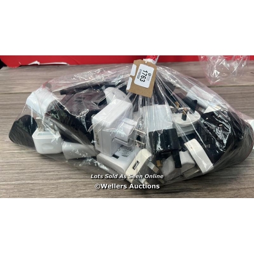 1763 - BAG OF ADAPTERS