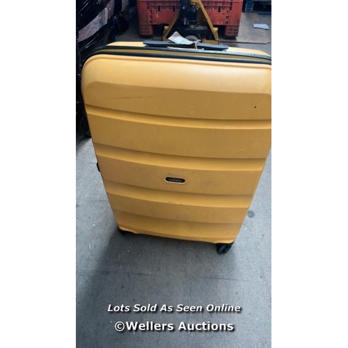 1846 - X1 AMERICA TOURISTER PRE-OWNED SUITCASE