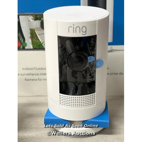 8002 - RING BATTERY SPOTLIGHT CAM PLUS IN WHITE - 2 PACK / APPEARS NEW OPEN BOX