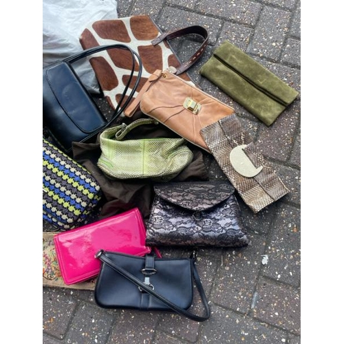 42 - LARGE QUANTITY OF HANDAGS, BRANDS INCL. CARLA FERRERI, CELINE, TODS, LUELA, MISSONI, JUICY COUTURE /... 