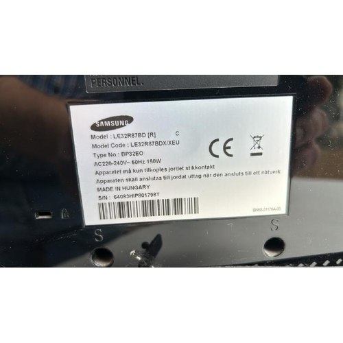 54 - A SAMSUNG LE32R87BD LCD TV AND A JVC LT-40DG51J LCD TV, BOTH UNTESTED / CONTAINER NO: 110343