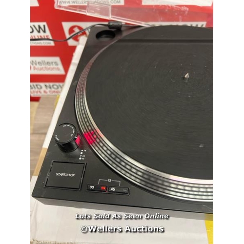 8026 - AUDIO-TECHNICA AT-LP120XUSB TURNTABLE / POWERS UP & SPINS / SIGNS OF USE / BROKEN LID / NOT FULLY TE... 