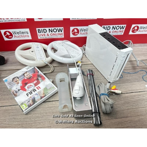 8111 - NINTENDO WII RVL-001 WITH ACCESSORIES AND FIFA 11 GAME, REPORTED BY THE VENDOR AS WORKING / UNTESTED... 