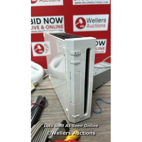 8111 - NINTENDO WII RVL-001 WITH ACCESSORIES AND FIFA 11 GAME, REPORTED BY THE VENDOR AS WORKING / UNTESTED... 