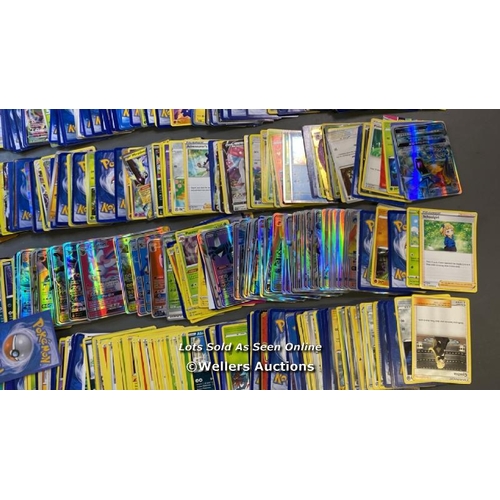 9569 - ASSORTMENT OF POKEMON CARDS