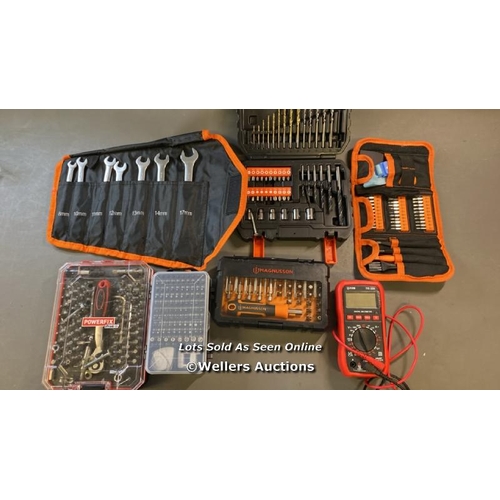 9574 - X1 UMI SPANNER SET, X1 VCELINK TOOLKIT, X1 TIS DIGITAL MULTIMETER, X1 MAGNUSSON SCREWDRIVER BIT SET,... 