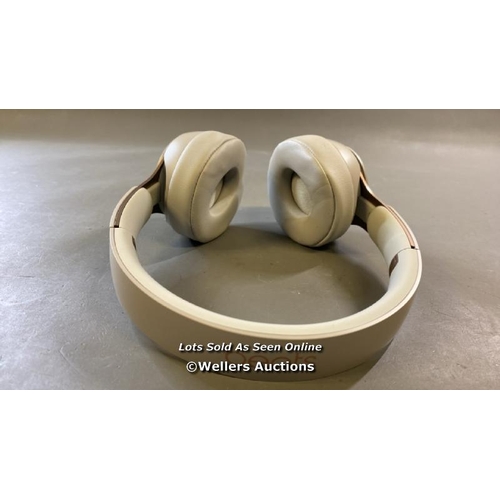 9607 - X1 APPLE BEATS SOLO PRO A1881 ON-EAR HEADPHONES MODEL A1881